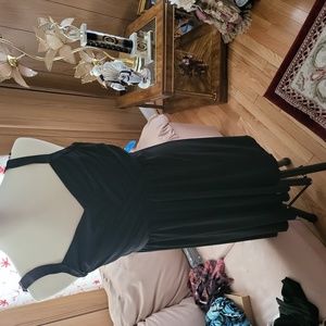 Anne Taylor little black dress size 6
